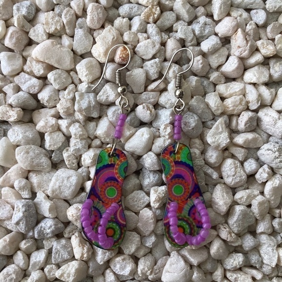 NEW Flip Flop Earrings PURPLE MANDALA French Wire Pierced Spirit of Nature Drop - Picture 5 of 6